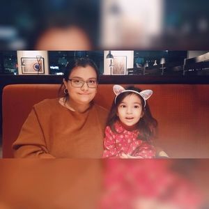 Meet your Posher, Sidra